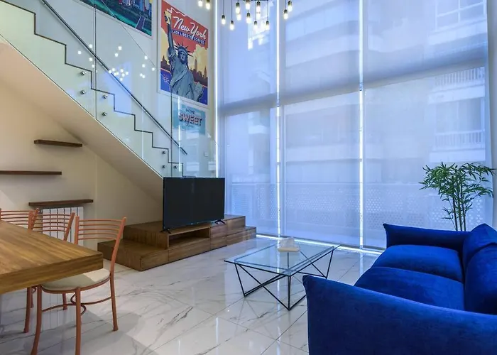 Santiago Duplex In Ashrafieh