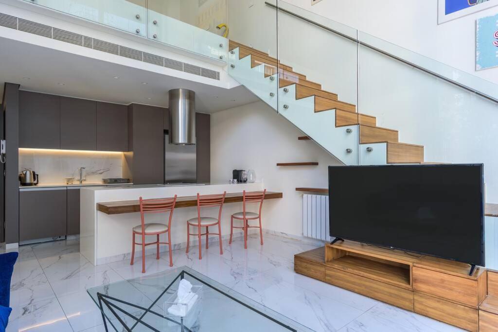 Santiago Duplex In Ashrafieh * Beirut